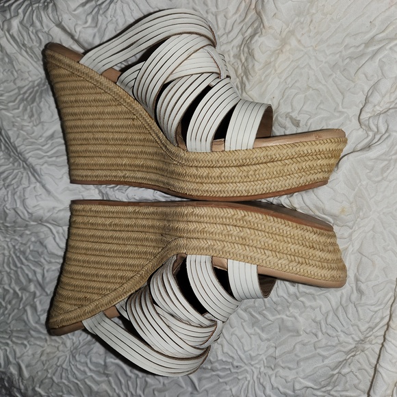 UGG Size 8 White Leather Tan Espadrille Wedge Platform Sandals - Picture 2 of 7